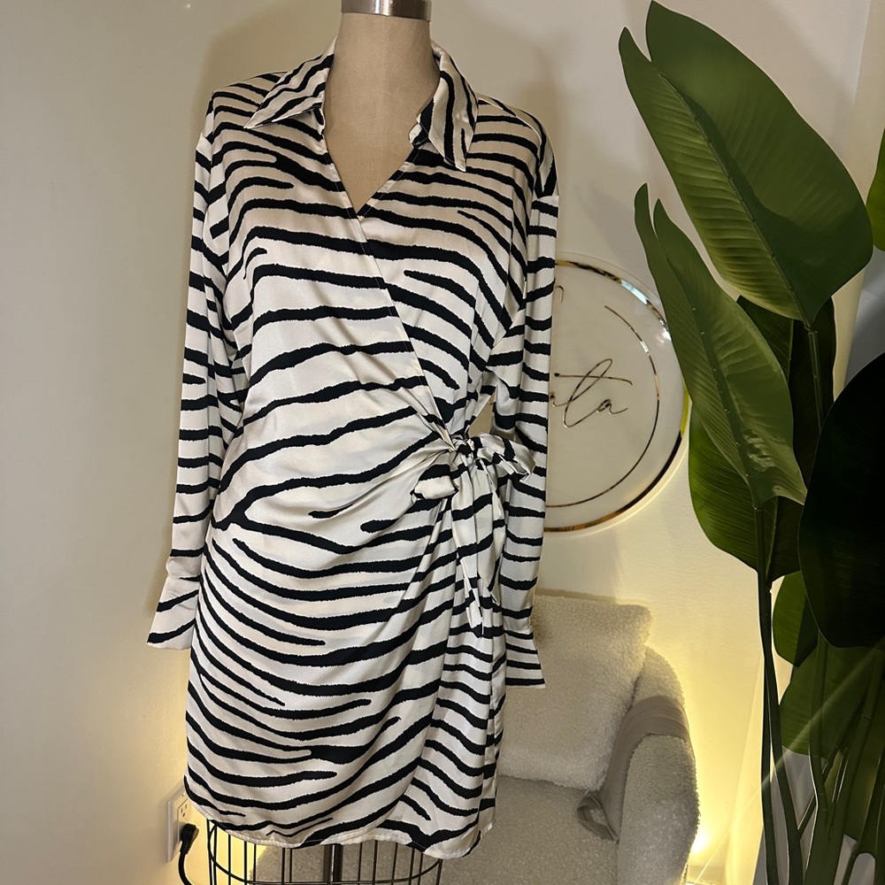 H&M Black and White Striped Mini Dress